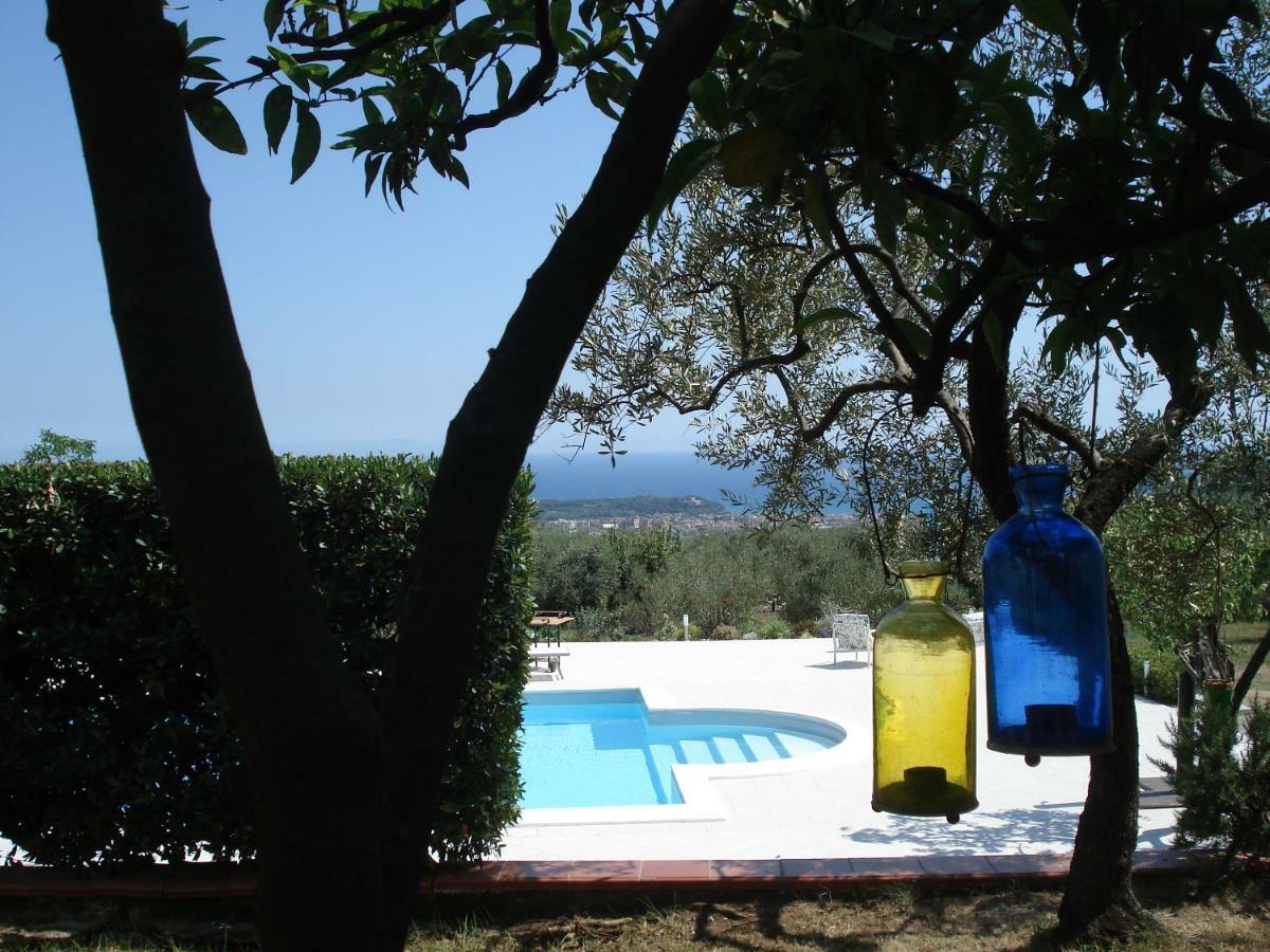 Globetrotter Bed and Breakfast Formia Exteriör bild