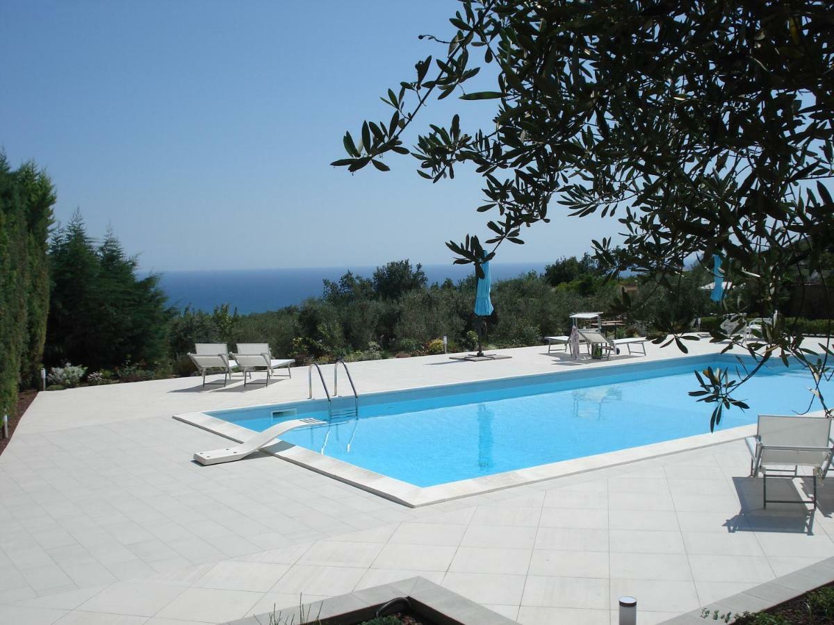 Globetrotter Bed and Breakfast Formia Exteriör bild